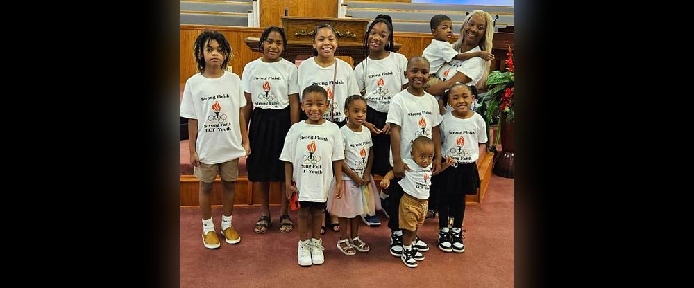 The children of Lakeview Community Temple in their Strong Finish, Strong Faith shirts